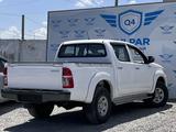 Toyota Hilux 2012 года за 8 400 000 тг. в Шымкент – фото 3