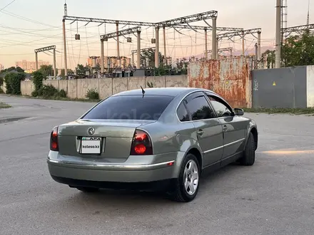 Volkswagen Passat 2002 года за 2 500 000 тг. в Алматы – фото 2