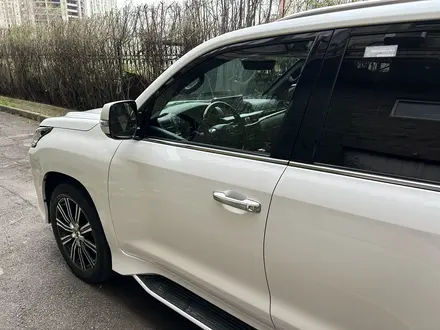 Lexus LX 570 2018 года за 55 000 000 тг. в Алматы – фото 20