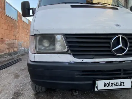 Mercedes-Benz Sprinter 1996 года за 2 500 000 тг. в Алматы – фото 4