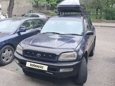 Toyota RAV4 1995 года за 2 700 000 тг. в Алматы