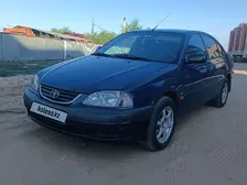Toyota Avensis, 2002
