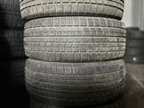 Шины dunlop 225/55/17 зима Диски R17 5x100 за 11 777 тг. в Уральск