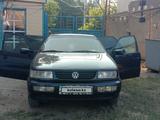 Volkswagen Passat 1994 годаүшін1 600 000 тг. в Актобе – фото 5