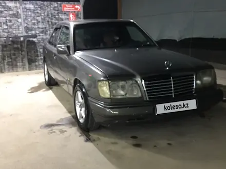 Mercedes-Benz E 300 1992 года за 2 000 000 тг. в Жетысай