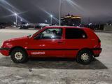 Volkswagen Golf 1995 года за 1 400 000 тг. в Актобе – фото 4