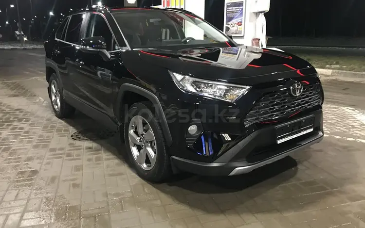 Toyota RAV4 2020 годаfor16 000 000 тг. в Костанай