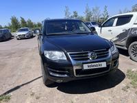 Volkswagen Touareg 2008 года за 6 800 000 тг. в Караганда