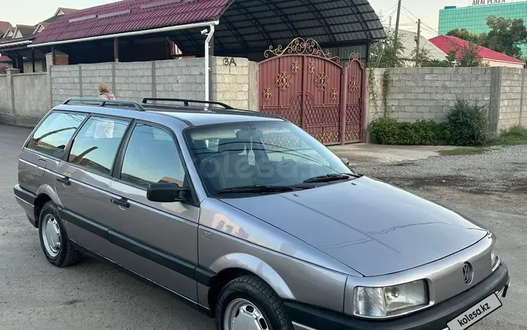 Volkswagen Passat 1990 годаүшін1 650 000 тг. в Тараз