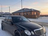 Mercedes-Benz E 500 2002 года за 7 000 000 тг. в Атырау – фото 2