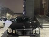 Mercedes-Benz E 500 2002 года за 7 000 000 тг. в Атырау – фото 4