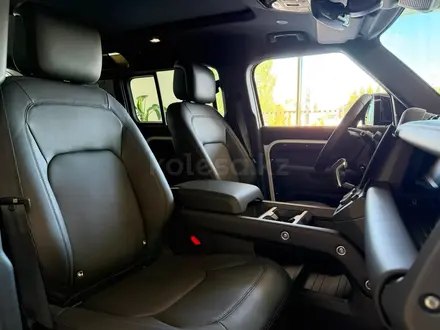 Land Rover Defender X-Dynamic SE 2026 года за 82 553 000 тг. в Астана – фото 11