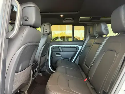 Land Rover Defender X-Dynamic SE 2026 года за 82 553 000 тг. в Астана – фото 14