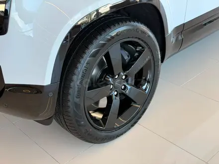 Land Rover Defender X-Dynamic SE 2026 года за 82 553 000 тг. в Астана – фото 3