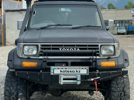 Toyota Land Cruiser Prado 1994 года за 7 500 000 тг. в Риддер – фото 2