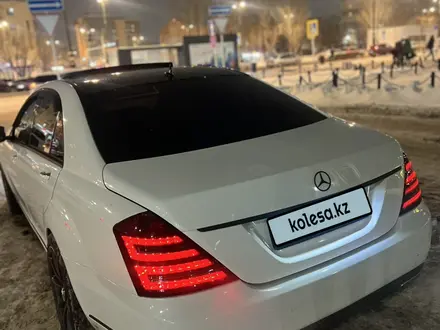 Mercedes-Benz S 500 2007 года за 8 500 000 тг. в Астана – фото 44