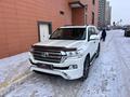 Toyota Land Cruiser 2016 года за 30 000 000 тг. в Астана