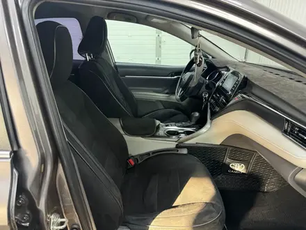 Toyota Camry 2020 года за 9 270 000 тг. в Астана – фото 9