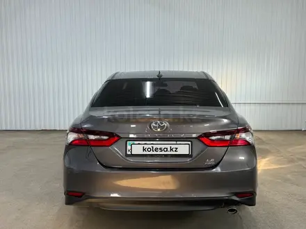 Toyota Camry 2020 года за 9 270 000 тг. в Астана – фото 4