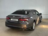 Toyota Camry 2020 года за 9 270 000 тг. в Астана – фото 3