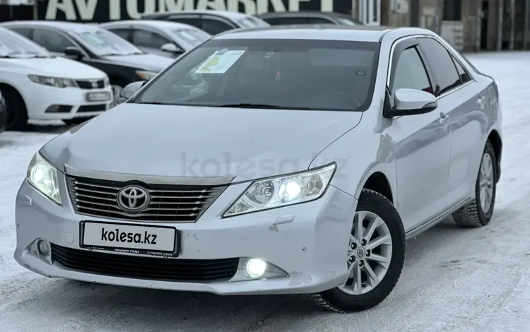 Toyota Camry 2012 года за 9 600 000 тг. в Актобе
