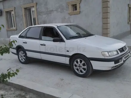 Volkswagen Passat 1994 года за 850 000 тг. в Актау