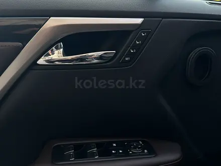Lexus RX 350 2018 года за 26 000 000 тг. в Алматы – фото 21