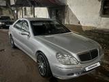 Mercedes-Benz S 320 2000 года за 4 500 000 тг. в Алматы