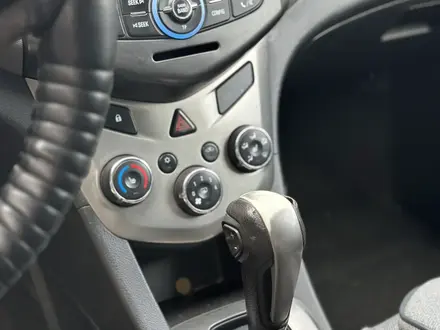 Chevrolet Aveo 2014 года за 3 900 000 тг. в Кокшетау – фото 5