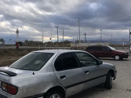 Nissan Primera 1991 года за 600 000 тг. в Аса – фото 5