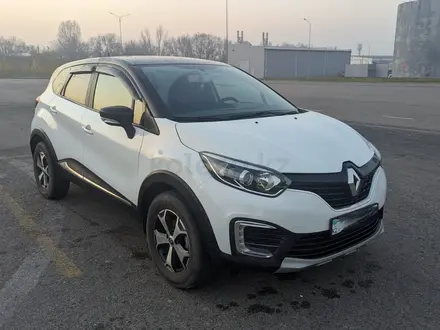 Renault Kaptur 2017 годаүшін7 000 000 тг. в Алматы – фото 2