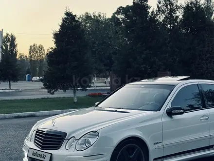 Mercedes-Benz E 500 2004 года за 8 500 000 тг. в Шымкент