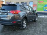 Toyota RAV4 2015 годаүшін11 800 000 тг. в Актобе – фото 4