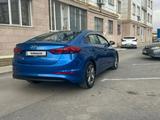 Hyundai Elantra 2017 годаfor6 750 000 тг. в Шымкент – фото 2