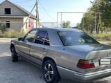 Mercedes-Benz E 260 1988 года за 500 000 тг. в Алматы