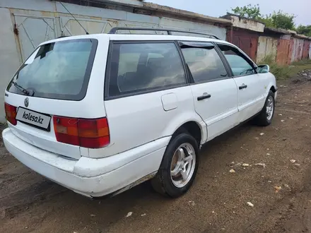 Volkswagen Passat 1994 года за 1 600 000 тг. в Степногорск – фото 2