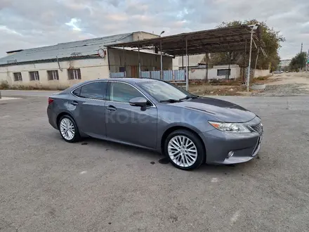 Lexus ES 300h 2013 года за 8 000 000 тг. в Жанаозен – фото 21