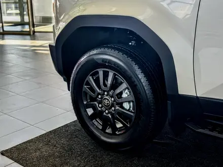 Toyota Land Cruiser Prado Comfort+ 2025 года за 30 490 000 тг. в Усть-Каменогорск – фото 10