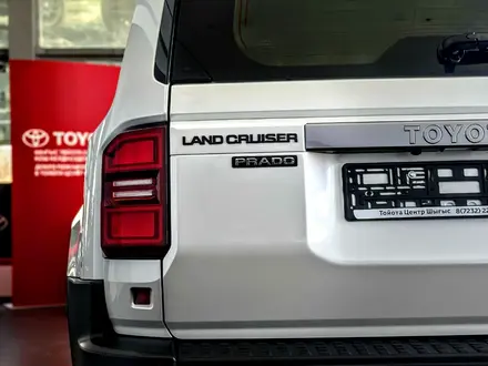 Toyota Land Cruiser Prado Comfort+ 2025 года за 30 490 000 тг. в Усть-Каменогорск – фото 5
