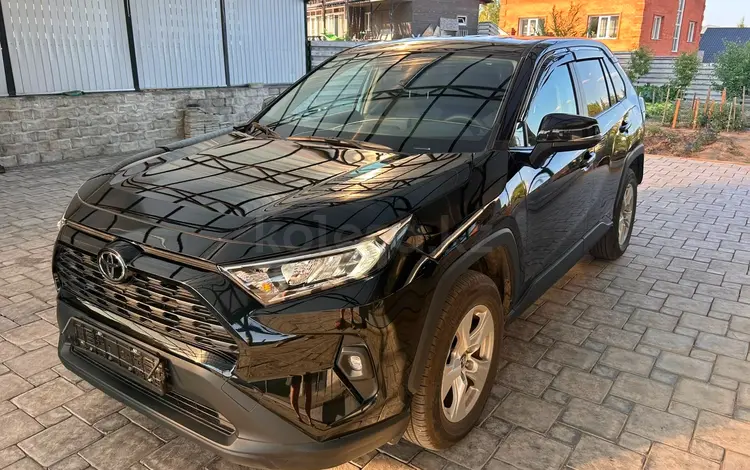 Toyota RAV4 2025 года за 16 500 000 тг. в Усть-Каменогорск