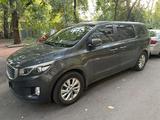 Kia Carnival 2014 года за 9 300 000 тг. в Алматы – фото 2