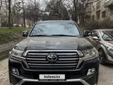 Toyota Land Cruiser 2017 года за 37 000 000 тг. в Алматы – фото 2