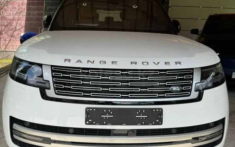 Land Rover Range Rover 2022 годаүшін91 600 000 тг. в Алматы