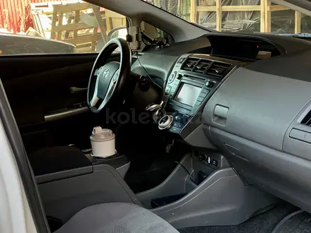 Toyota Prius V 2012 года за 6 000 000 тг. в Актобе – фото 28