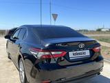 Toyota Camry 2023 годаүшін16 600 000 тг. в Уральск – фото 3