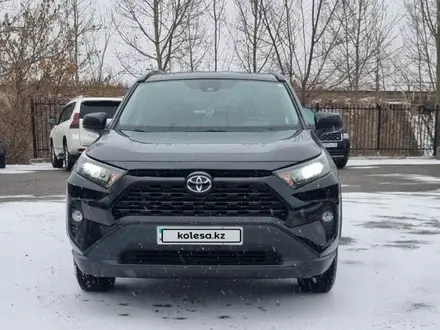 Toyota RAV4 2021 года за 16 690 000 тг. в Усть-Каменогорск – фото 3