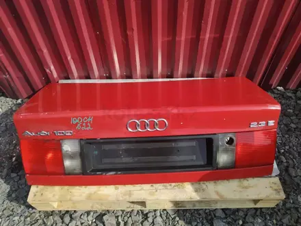 Крышка багажника на Audi за 15 000 тг. в Караганда – фото 2