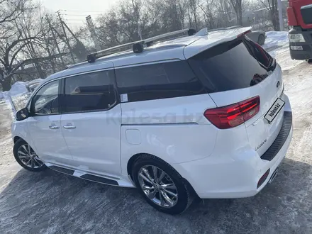 Kia Carnival 2020 года за 19 000 000 тг. в Алматы – фото 39