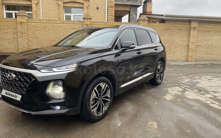 Hyundai Santa Fe 2019 года за 15 100 000 тг. в Костанай