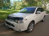 Mitsubishi Outlander 2013 годаfor8 500 000 тг. в Усть-Каменогорск